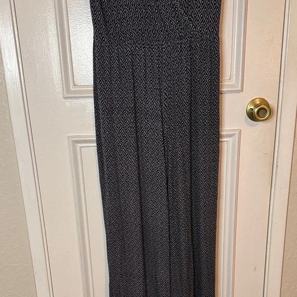 Loveappella Ciara Knit Jumpsuit in Black & White - Picture 6 of 12